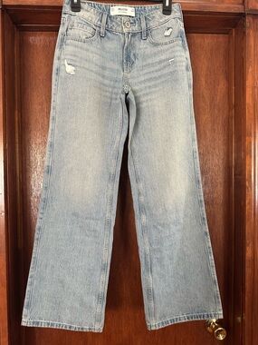 Hollister Vintage-Inspired Light Wash Wide Leg Jeans